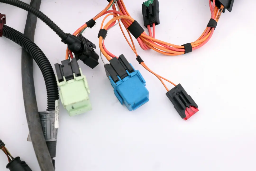 N52 Wiring Loom Harness Engine Automatic Gearbox to BMW E90 E91 Petrol with Part number 7571952 BMW E90 E91 Petrol N52 Wiring Loom Harness Engine Automatic Gearbox - SKU 7571952 - Part number 7571952