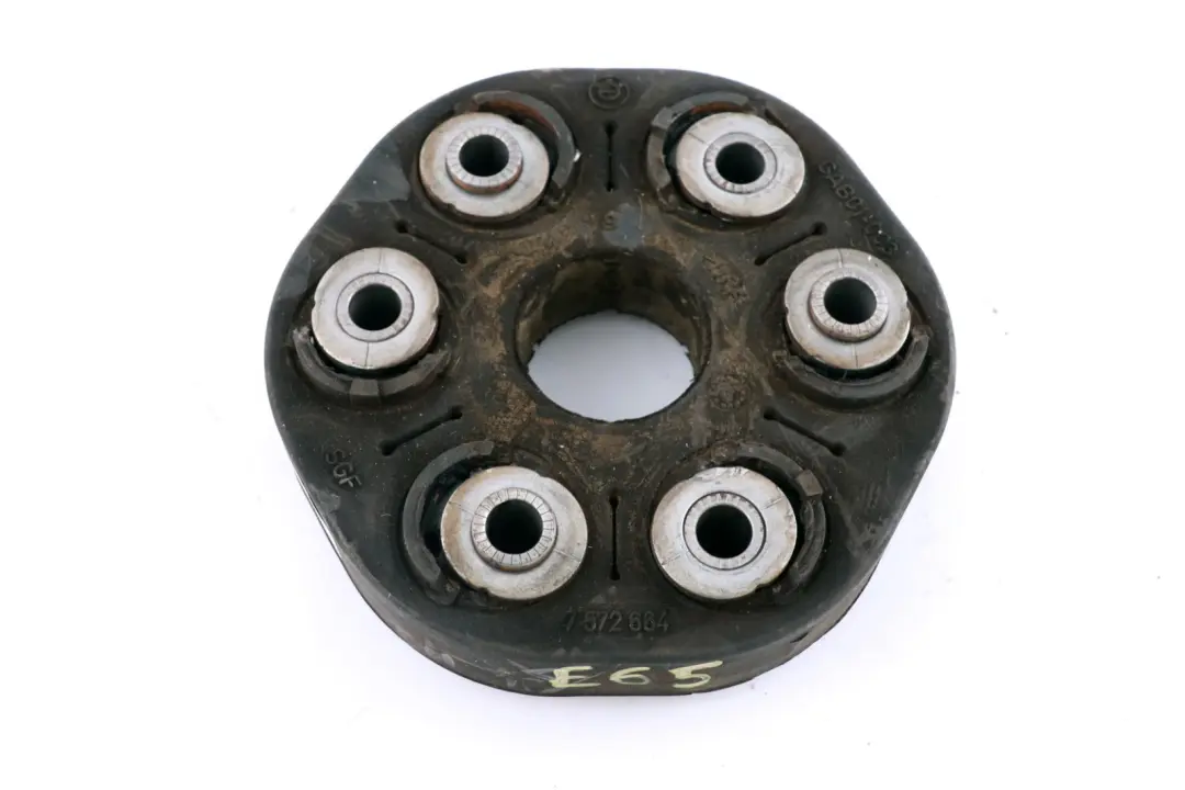 Universal Joint Prop Shaft Caucho para BMW E65 E66 E67 con número de pieza 1229754 BMW E65 E66 E67 Universal Joint Prop Shaft Caucho - SKU 7572664 - Número de pieza 1229754