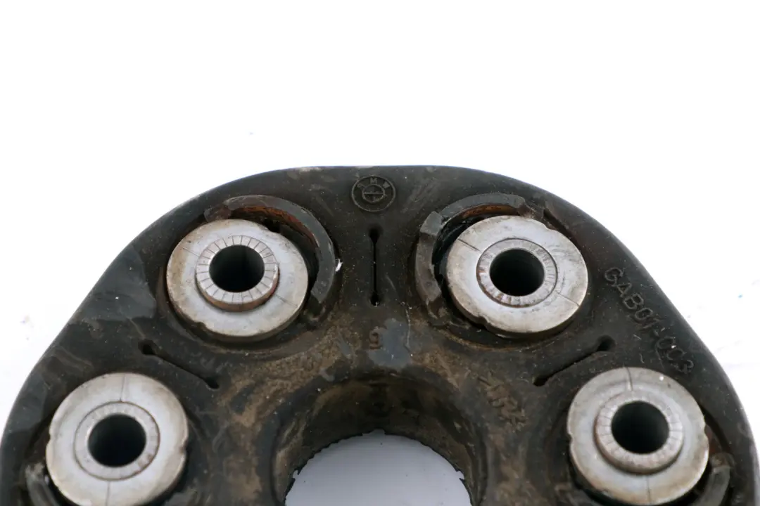 Łącznik Wału Przegub Guma do BMW E65 E66 E67 o numerze 1229754 BMW E65 E66 E67 Łącznik Wału Przegub Guma - SKU 7572664 - Numer Części 1229754