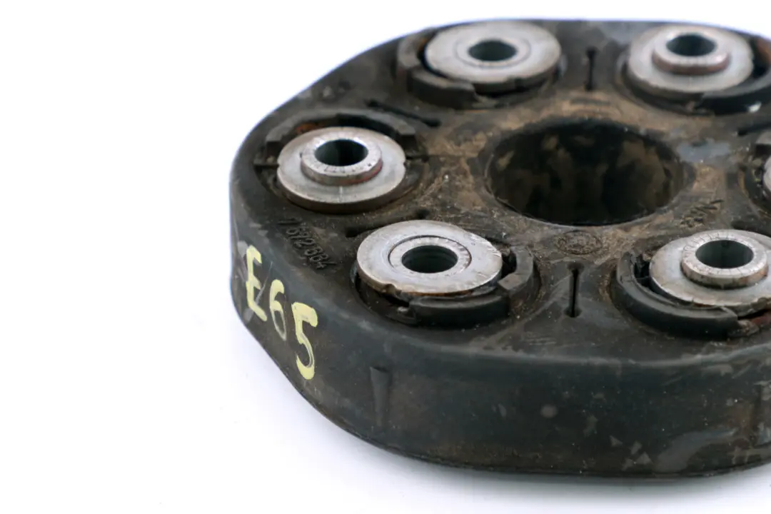 Giunto Universale Albero Prop Gomma per BMW E65 E66 E67 con numero di parte 1229754 BMW E65 E66 E67 Giunto Universale Albero Prop Gomma - SKU 7572664 - Numero di parte 1229754