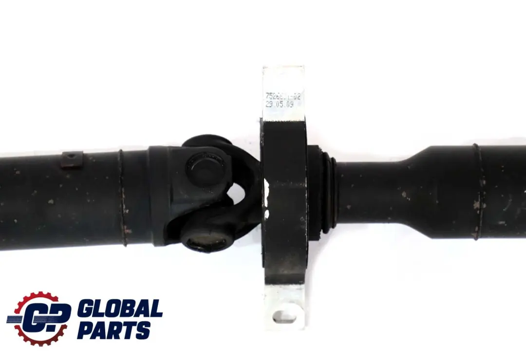 Propshaft Eje De La Hélice Automática 325D M57N2 para BMW E90 E91 E92 E93 con número de pieza 7572808 BMW E90 E91 E92 E93 Propshaft Eje De La Hélice Automática 325D M57N2 - SKU 7572808 - Número de pieza 7572808