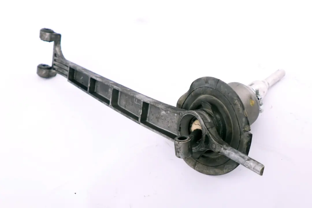 M47N2 Ramię Dźwignia Wybierak Biegów do BMW E60 o numerze 7573123 BMW E60 M47N2 Ramię Dźwignia Wybierak Biegów - SKU 7573123 - Numer Części 7573123