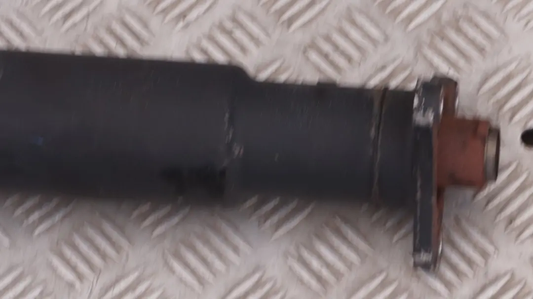 N53 Manual Drive Prop Shaft Propshaft Petrol to BMW 5 Series E60 E61 LCI 525i with Part number 7573580 BMW 5 Series E60 E61 LCI 525i N53 Manual Drive Prop Shaft Propshaft Petrol - SKU 7573580 - Part number 7573580