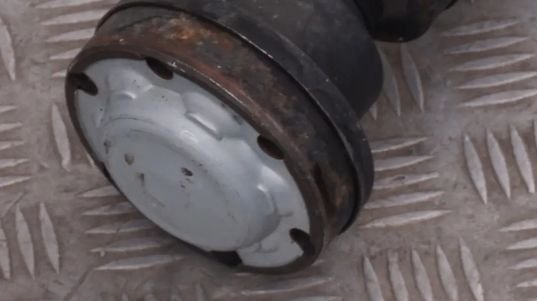 N53 Gelenkwelle Schaltgetriebe Benzin für BMW 5 er E60 E61 LCI 525i mit Teilenummer 7573580 BMW 5 er E60 E61 LCI 525i N53 Gelenkwelle Schaltgetriebe Benzin - SKU 7573580 - Teilenummer 7573580