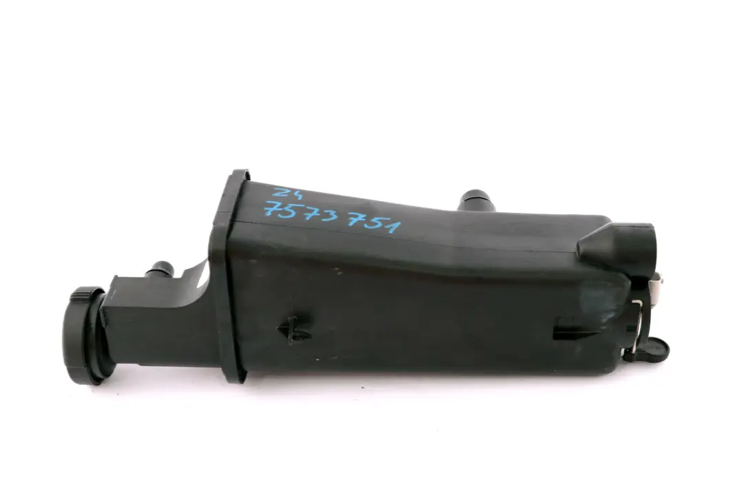 Vase D'Expansion Radiateur Essence 1711 pour BMW Z4 Serie E85 E86 à propos du numéro de pièce 7573751 BMW Z4 Serie E85 E86 Vase D'Expansion Radiateur Essence 1711 - SKU 7573751 - Numéro de pièce 7573751