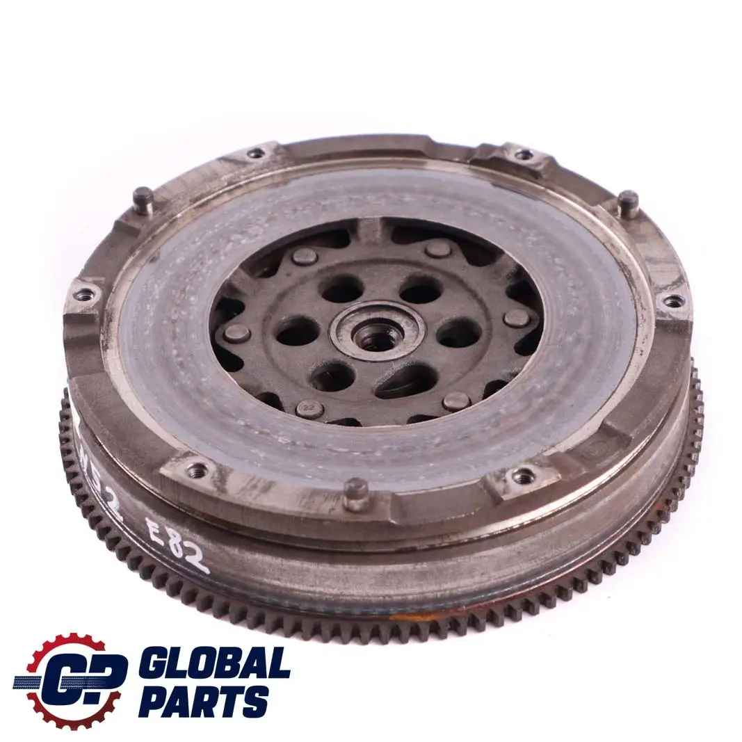 N52 N52N Dual Twin Mass Flywheel 7569974 to BMW E60 E81 E87 E90 E91 E92 F10 Petrol with Part number 7573785 BMW E60 E81 E87 E90 E91 E92 F10 Petrol N52 N52N Dual Twin Mass Flywheel 7569974 - SKU 7573785 - Part number 7573785