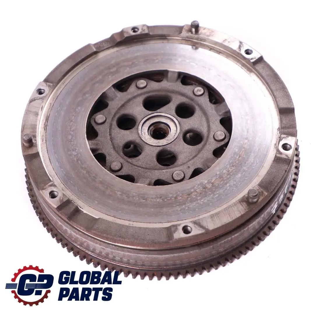 Benzina N52 N52N Doppia Massa Volano 7569974 per BMW E60 E81 E87 E90 E91 E92 F10 con numero di parte 7573785 BMW E60 E81 E87 E90 E91 E92 F10 Benzina N52 N52N Doppia Massa Volano 7569974 - SKU 7573785 - Numero di parte 7573785