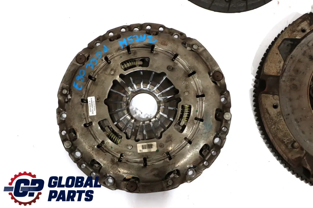 BMW E90 E91 E92 E93 330d M57N2 Kit d'embrayage double volant moteur masse - SKU 7573791 - Numéro de pièce 7573791