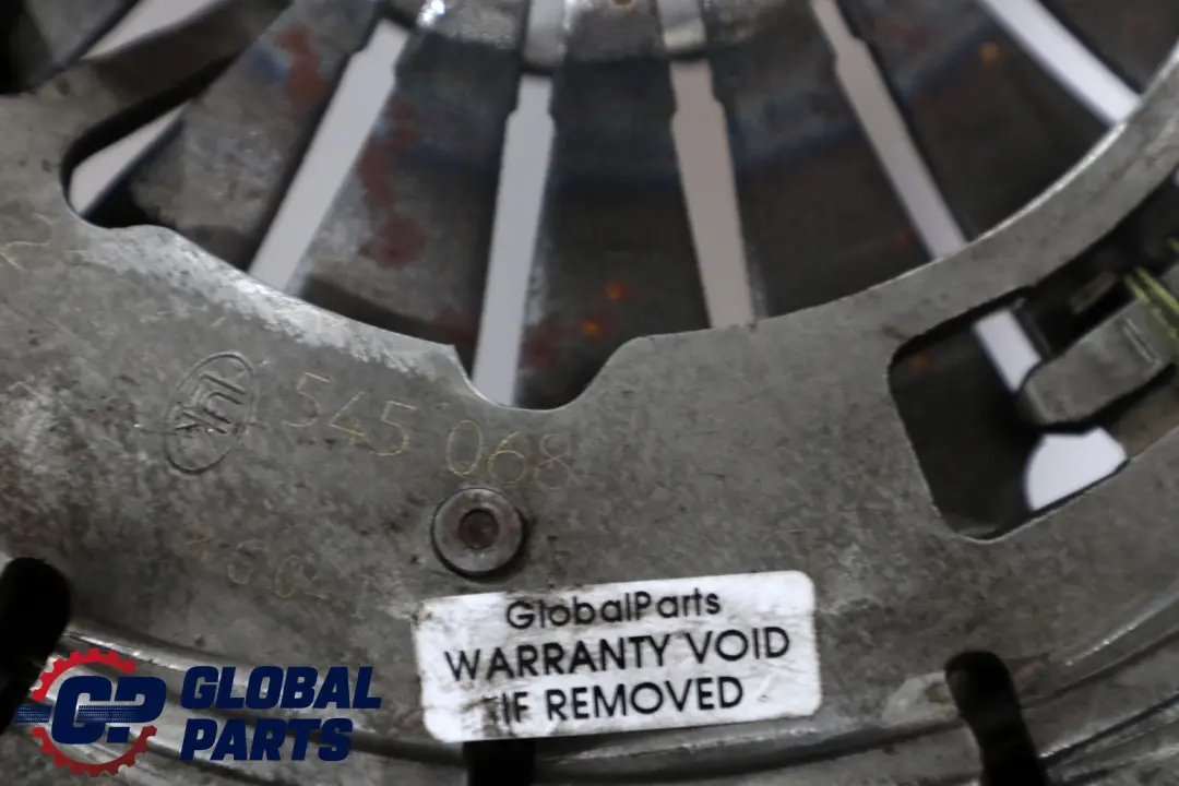 M57N2 Kit De embrague De doble volante bimasa para BMW E90 E91 E92 E93 330d con número de pieza 7573791 BMW E90 E91 E92 E93 330d M57N2 Kit De embrague De doble volante bimasa - SKU 7573791 - Número de pieza 7573791