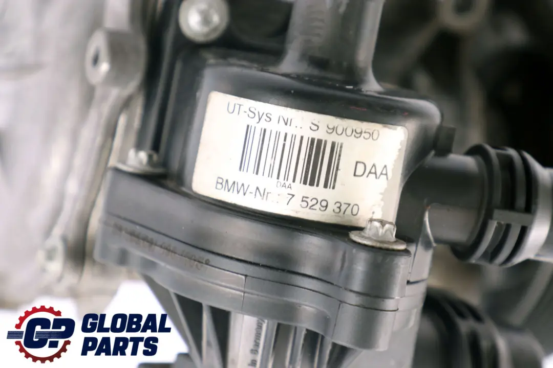 Z4E87 E85 E90 N46 Essence Pompe A Eau Mecaniquement pour BMW 1 à propos du numéro de pièce 7574119 BMW 1 Z4E87 E85 E90 N46 Essence Pompe A Eau Mecaniquement - SKU 7574119 - Numéro de pièce 7574119