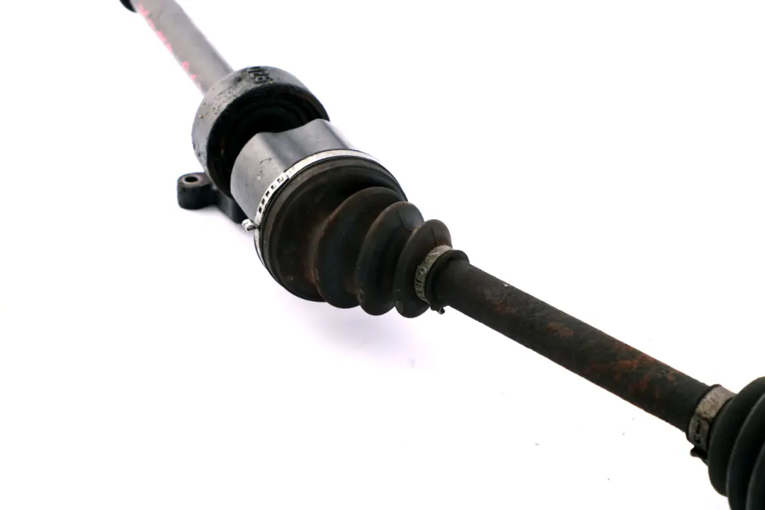 Asse Anteriore Destro Albero di Uscita Motore 026 per Mini Cooper S R52 R53 con numero di parte 7574850 Mini Cooper S R52 R53 Asse Anteriore Destro Albero di Uscita Motore 026 - SKU 7574850 - Numero di parte 7574850