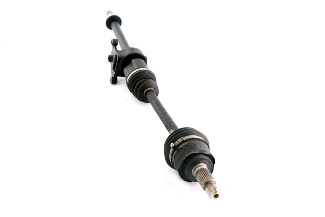 Półoś prawa przód benzyna AUTOMAT do MINI R50 R52 o numerze 7574868 MINI R50 R52 Półoś prawa przód benzyna AUTOMAT - SKU 7574868 - Numer Części 7574868