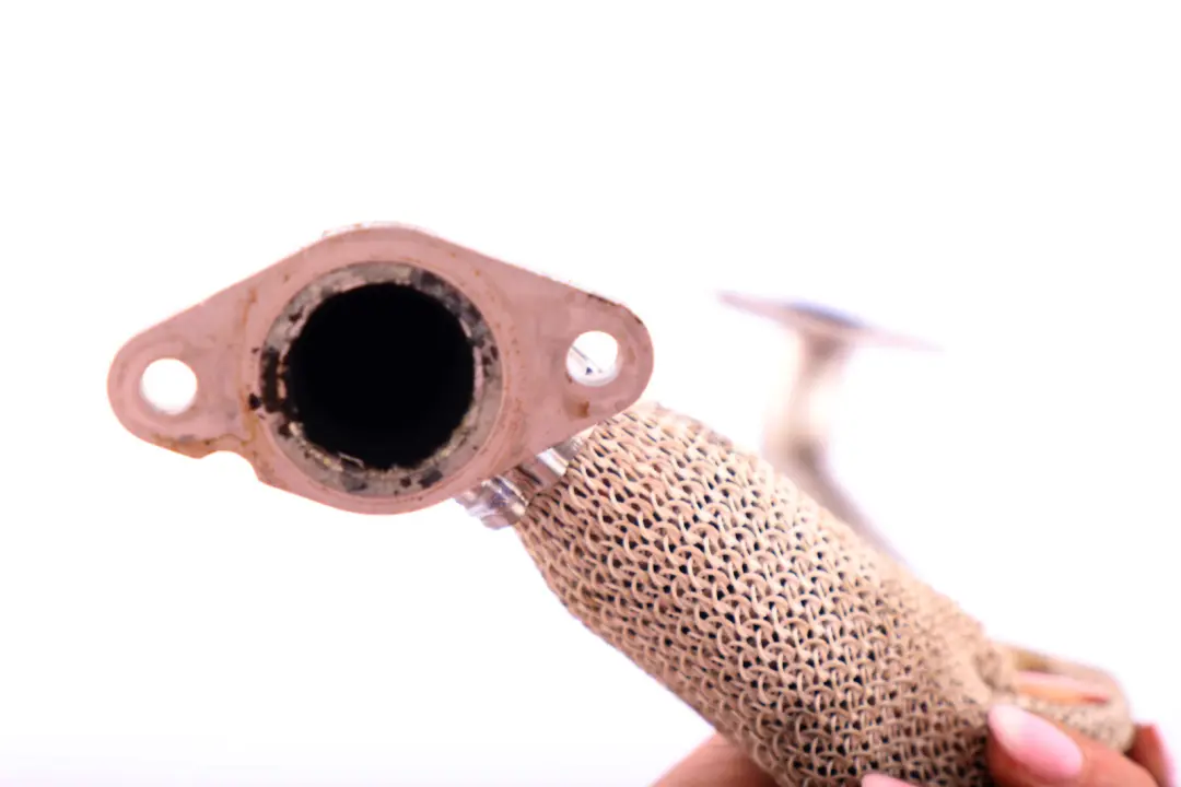 AGR Ventil Schlauch Leitung für BMW E90 E91 E60 LCI F10 mit Teilenummer 7574954 BMW E90 E91 E60 LCI F10 AGR Ventil Schlauch Leitung - SKU 7574954 - Teilenummer 7574954