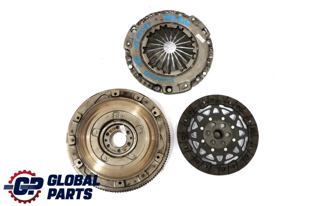 Dwumasowe Koło Zamachowe do MINI R55 R56 o numerze 7575069 MINI R55 R56 Dwumasowe Koło Zamachowe - SKU 7575069 - Numer Części 7575069