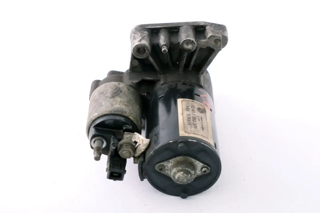 0,95 KW Engine Starter Motor to BMW Mini Cooper Clubman R55 R56 with Part number 7582309 BMW Mini Cooper Clubman R55 R56 0,95 KW Engine Starter Motor - SKU 7582309 - Part number 7582309