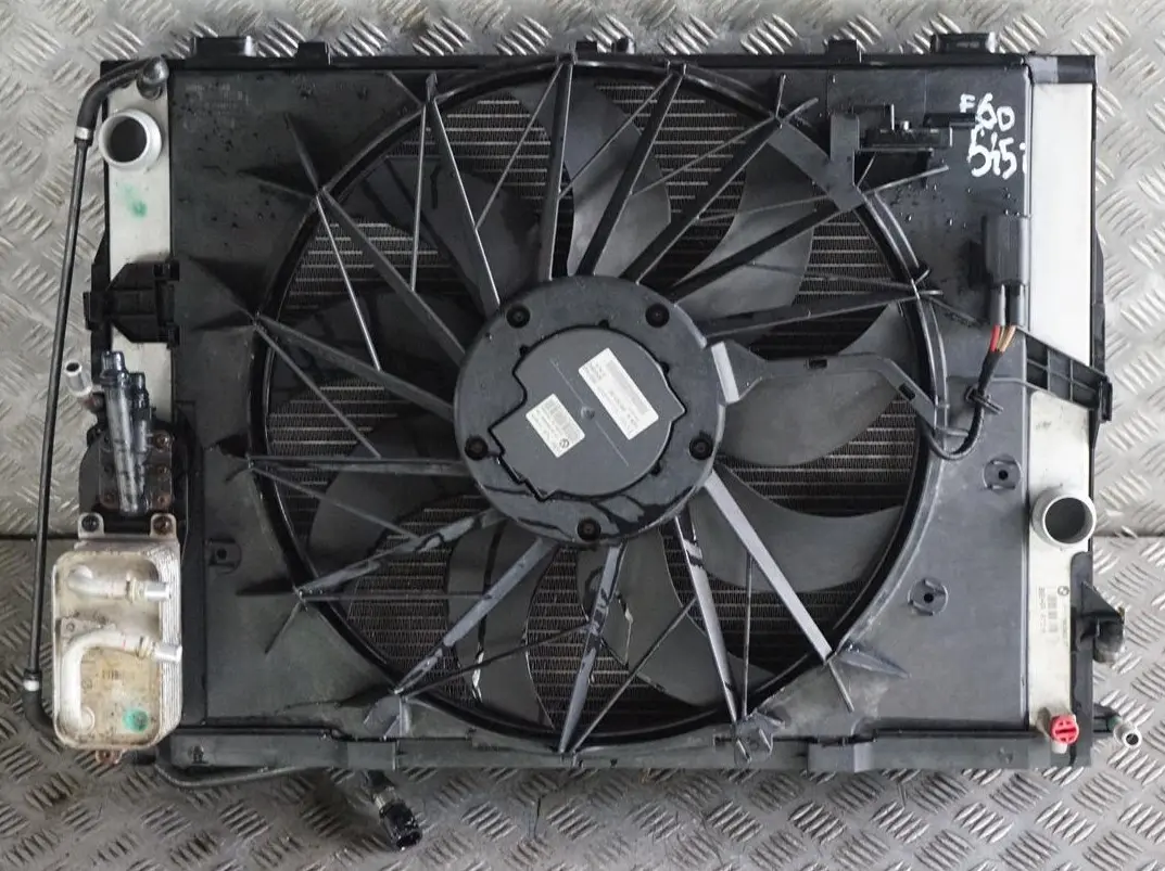 BMW 5 6 E60 E61 E63 E64 545i 645i N62 Kühlerlüfter Lüfterzarge 600W Benzin
