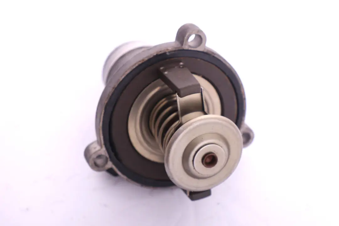 Thermostat BMW 5 6 7 X5 SERIES E53 E60 E61 E63 E65 F01 F07 F10 F11 F15 - SKU 7586885 - Numéro de pièce 7586885