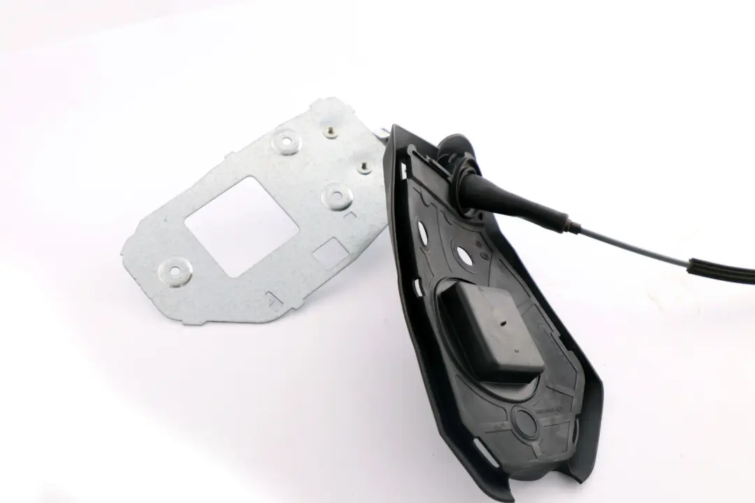 BMW 5 Series E60 E61 LCI Automatic Transmission Emergency Release Mechanism - SKU 7589212 - Part number 7589212