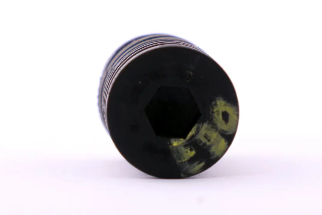 Uchwyt chłodnicy wody do BMW E81 E84 E87 E88 E90 E93 o numerze 17117590119 BMW E81 E84 E87 E88 E90 E93 Uchwyt chłodnicy wody - SKU 7590119 - Numer Części 17117590119