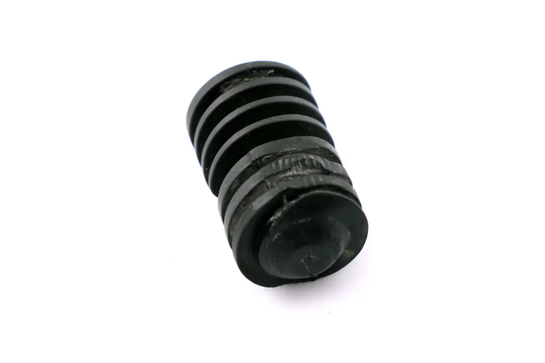 BMW X1 E81 E87 Z4 E89 E90 E91 E92 E93 Gumowy Uchwyt Chłodnicy - SKU 7590119 - Numer Części 17117590119