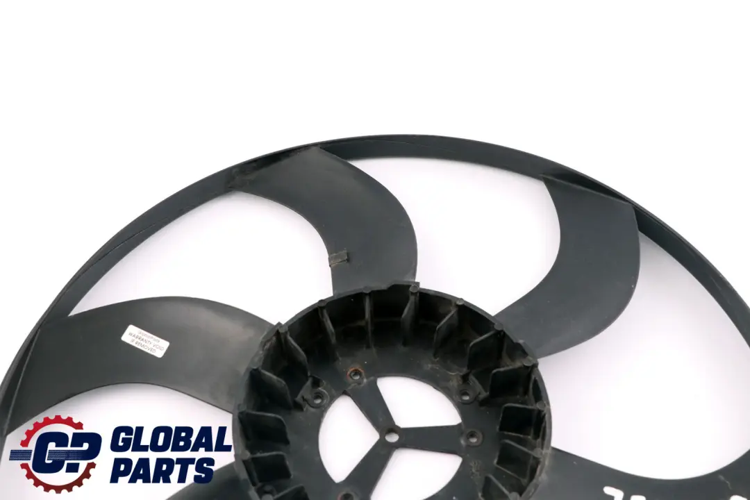 Ventilador Motor Refrigeracion Tapa Radiador para BMW E81 E87 E90 E91 LCI con número de pieza 7590699 BMW E81 E87 E90 E91 LCI Ventilador Motor Refrigeracion Tapa Radiador - SKU 7590699-2 - Número de pieza 7590699