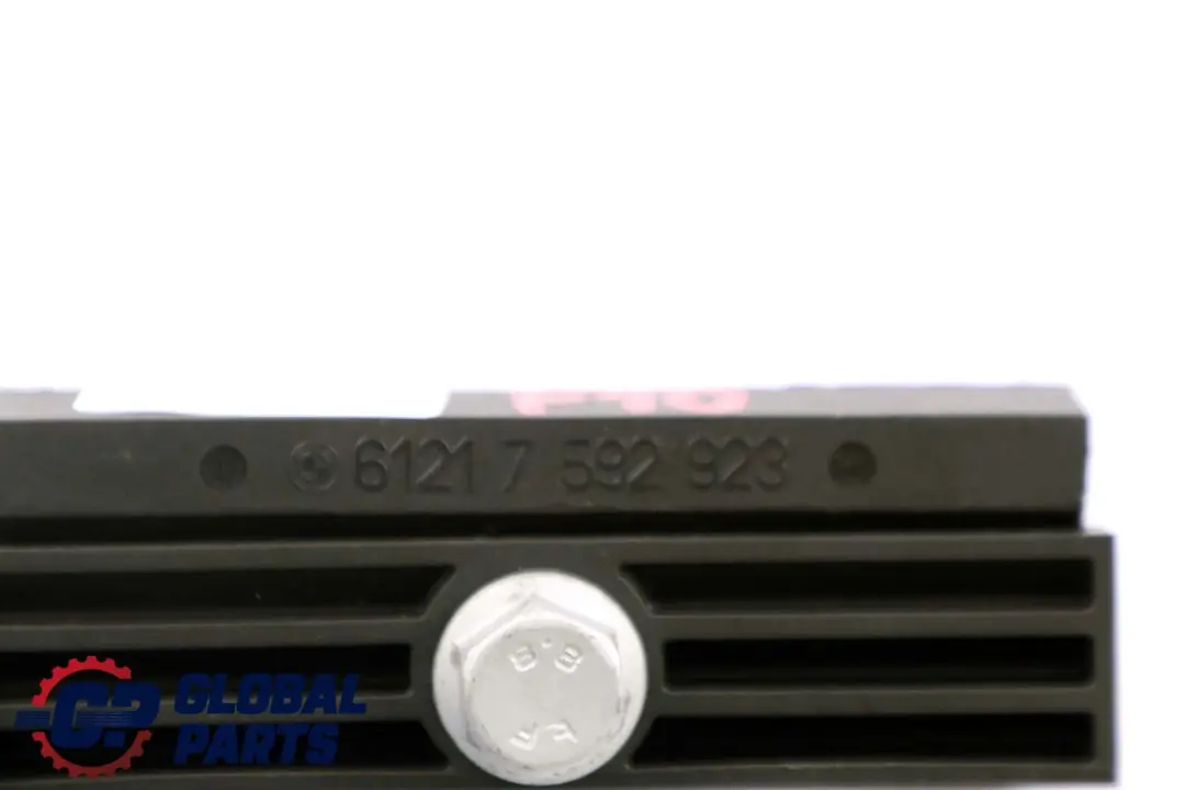 Riel Soporte Sujeción Batería para BMW F10 F11 F12 con número de pieza 7592923 BMW F10 F11 F12 Riel Soporte Sujeción Batería - SKU 7592923 - Número de pieza 7592923