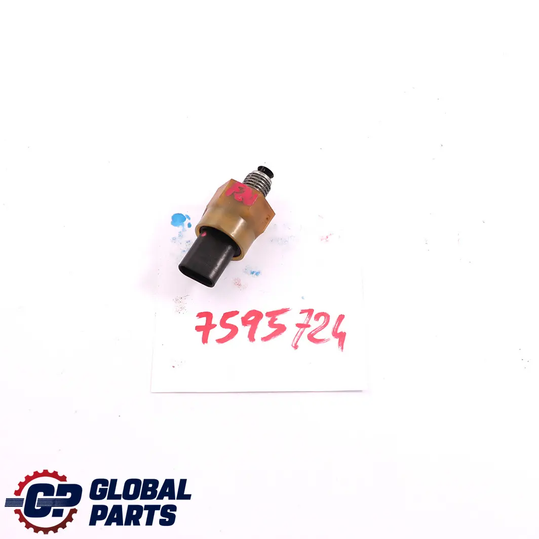 N20 Czujnik temperatury oleju do BMW F20 F21 F30 F31 o numerze 7595724 BMW F20 F21 F30 F31 N20 Czujnik temperatury oleju - SKU 7595724 - Numer Części 7595724