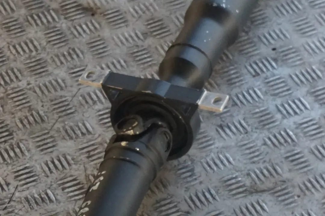 N52N Drive Shaft Prop Shaft Propshaft Automatic to BMW Z4 Series E89 23i 30i with Part number 7599423 BMW Z4 Series E89 23i 30i N52N Drive Shaft Prop Shaft Propshaft Automatic - SKU 7599423 - Part number 7599423