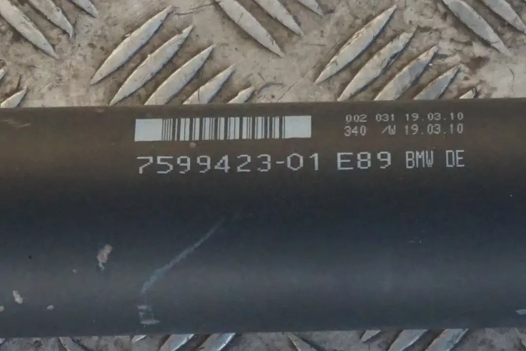 N52N Drive Shaft Prop Shaft Propshaft Automatic to BMW Z4 Series E89 23i 30i with Part number 7599423 BMW Z4 Series E89 23i 30i N52N Drive Shaft Prop Shaft Propshaft Automatic - SKU 7599423 - Part number 7599423