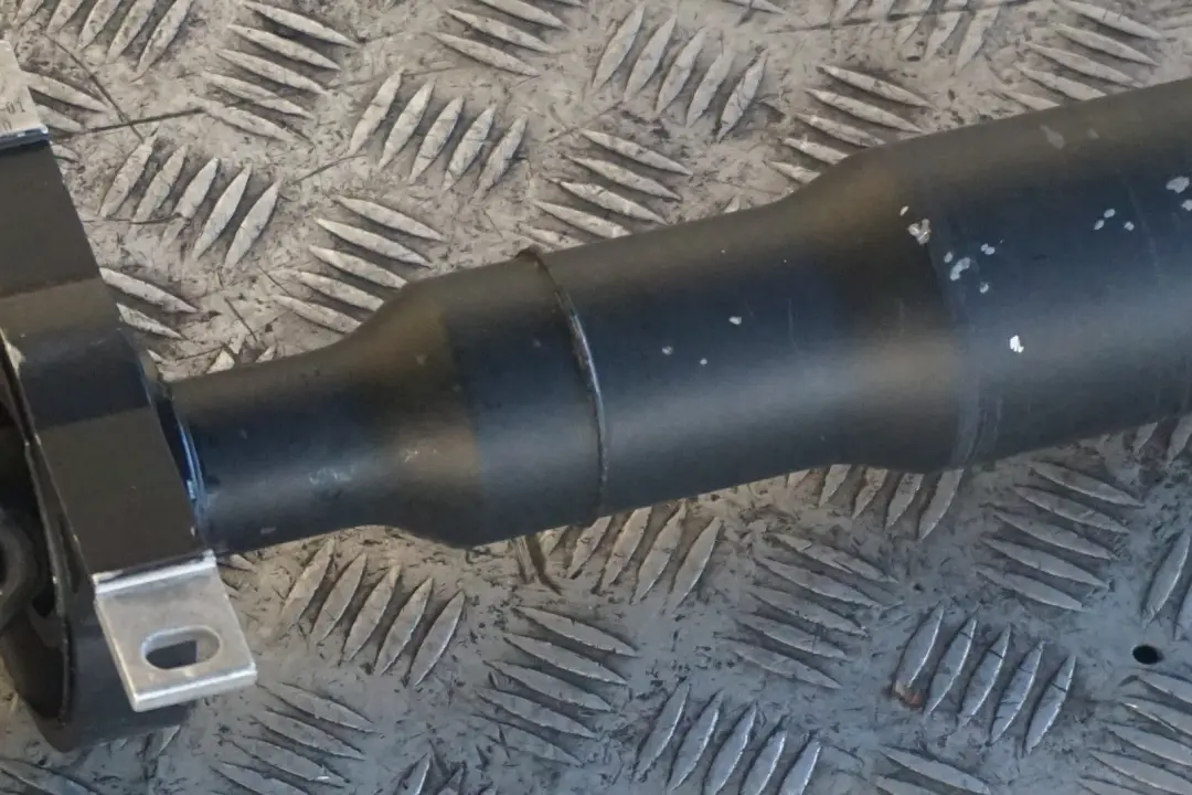 N52N Drive Shaft Prop Shaft Propshaft Automatic to BMW Z4 Series E89 23i 30i with Part number 7599423 BMW Z4 Series E89 23i 30i N52N Drive Shaft Prop Shaft Propshaft Automatic - SKU 7599423 - Part number 7599423