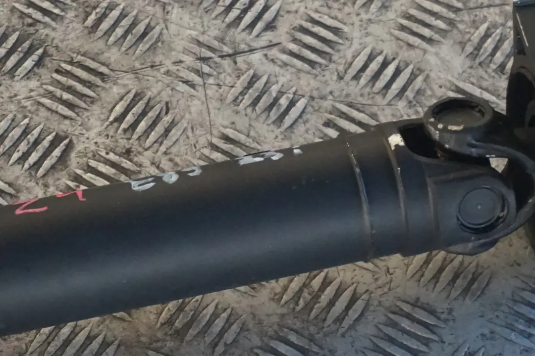 N52N Drive Shaft Prop Shaft Propshaft Automatic to BMW Z4 Series E89 23i 30i with Part number 7599423 BMW Z4 Series E89 23i 30i N52N Drive Shaft Prop Shaft Propshaft Automatic - SKU 7599423 - Part number 7599423