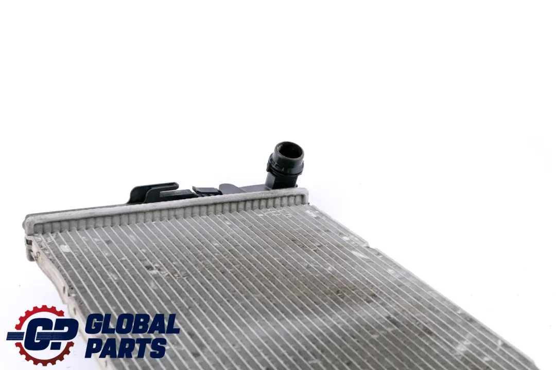 Radiateur de refroidissement du moteur pour BMW F20 F21 F30 F31 à propos du numéro de pièce 7600511 BMW F20 F21 F30 F31 Radiateur de refroidissement du moteur - SKU 7600511 - Numéro de pièce 7600511