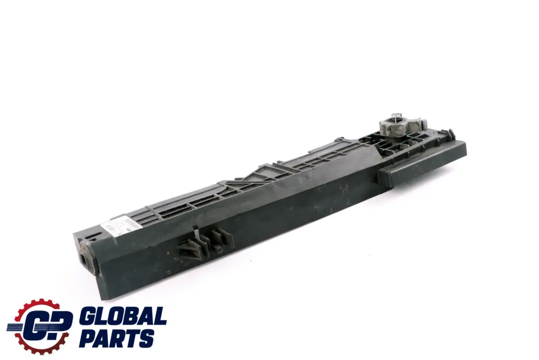 Kühler Halterung Links für BMW F20 F21 F30 LCI mit Teilenummer 7600536 BMW F20 F21 F30 LCI Kühler Halterung Links - SKU 7600536 - Teilenummer 7600536