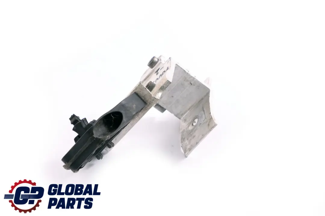 Support Radiateur Support Droit pour BMW F20 F21 F30 à propos du numéro de pièce 7600540 BMW F20 F21 F30 Support Radiateur Support Droit - SKU 7600540-2 - Numéro de pièce 7600540