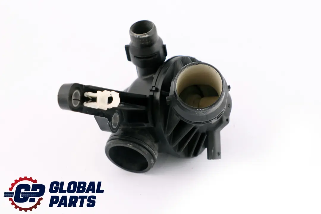 Caja del termostato Gasolina para BMW F20 F21 F30 F31 N13 con número de pieza 7600584 BMW F20 F21 F30 F31 N13 Caja del termostato Gasolina - SKU 7600584 - Número de pieza 7600584