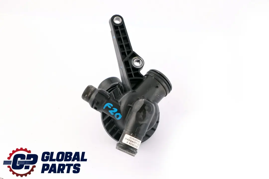 Scatola Alloggiamento Termostato Benzina per BMW F20 F21 F30 F31 N13 con numero di parte 7600584 BMW F20 F21 F30 F31 N13 Scatola Alloggiamento Termostato Benzina - SKU 7600584 - Numero di parte 7600584