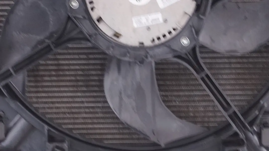 BMW 5 6 Series E60 E61 E63 LCI N53 Complete Petrol Radiator Fan Housing 400W - SKU 7603762 - Part number 7603762