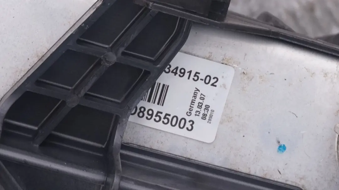 N53 Complete Petrol Radiator Fan Housing 400W to BMW 5 6 Series E60 E61 E63 LCI with Part number 7603762 BMW 5 6 Series E60 E61 E63 LCI N53 Complete Petrol Radiator Fan Housing 400W - SKU 7603762 - Part number 7603762