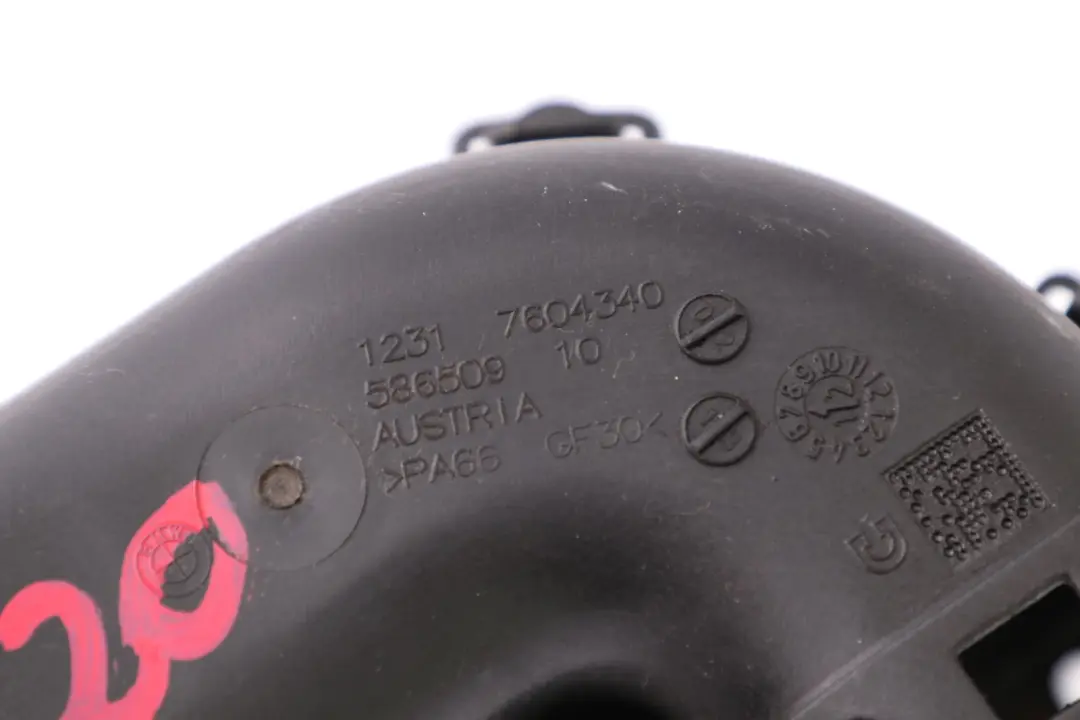 Kanał Wlot Rura Powietrza do BMW F20 F21 F30 F31 o numerze 7604340 BMW F20 F21 F30 F31 Kanał Wlot Rura Powietrza - SKU 7604340 - Numer Części 7604340