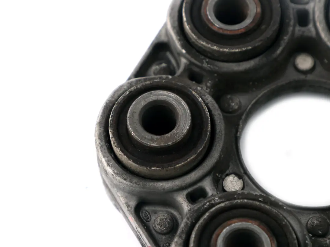 Propshaft Joint Disc Donut Coupling to BMW E81 E90 F10 F20 F30 with Part number 7605629 BMW E81 E90 F10 F20 F30 Propshaft Joint Disc Donut Coupling - SKU 7605629 - Part number 7605629