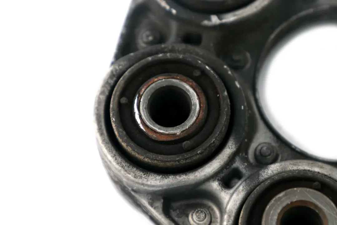 Propshaft Junta Disco Donut Acoplamiento para BMW E81 E90 F10 F20 F30 con número de pieza 7605629 BMW E81 E90 F10 F20 F30 Propshaft Junta Disco Donut Acoplamiento - SKU 7605629 - Número de pieza 7605629