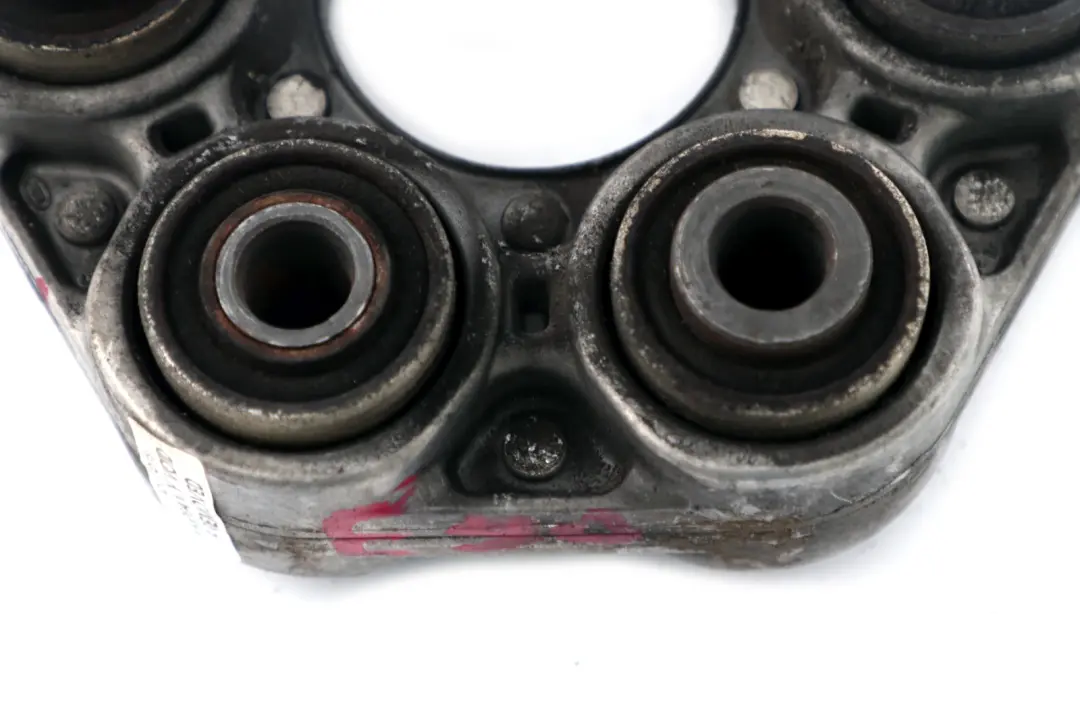 Giunto Di Trasmissione A Disco Ciambella per BMW E81 E90 F10 F20 F30 con numero di parte 7605629 BMW E81 E90 F10 F20 F30 Giunto Di Trasmissione A Disco Ciambella - SKU 7605629 - Numero di parte 7605629