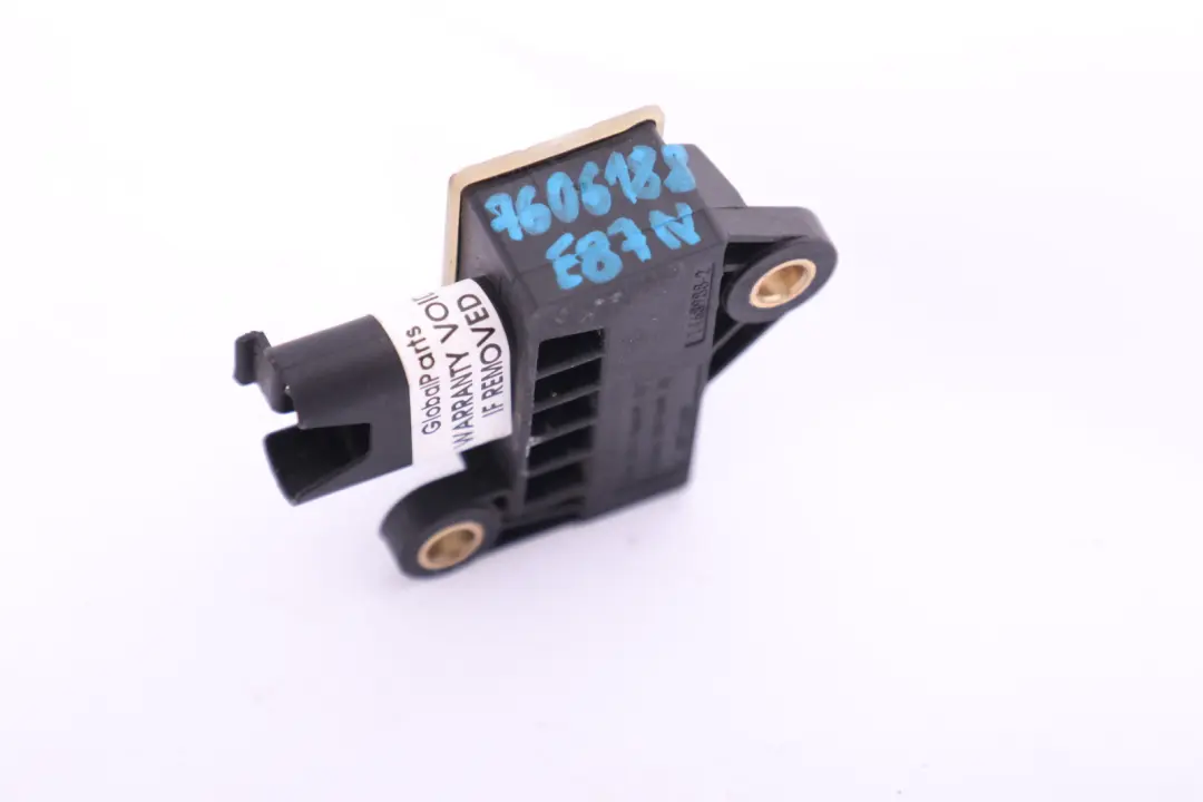 Sensor velocidad cero Start Stop cambios para BMW E81 E87 E90 E91 F10 F20 F21 F30 F31 con número de pieza 7606188 BMW E81 E87 E90 E91 F10 F20 F21 F30 F31 Sensor velocidad cero Start Stop cambios - SKU 7606188 - Número de pieza 7606188