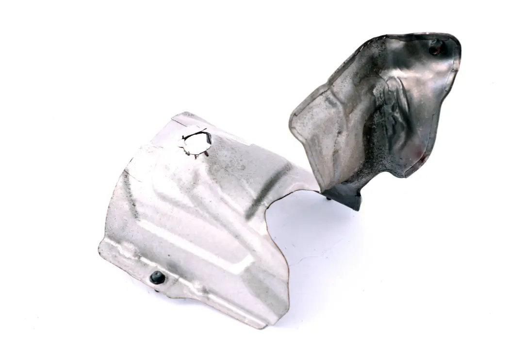 Placa Resistente Calor Turbocompresor para BMW F20 F21 F30 N13 con número de pieza 7606648 BMW F20 F21 F30 N13 Placa Resistente Calor Turbocompresor - SKU 7606648 - Número de pieza 7606648