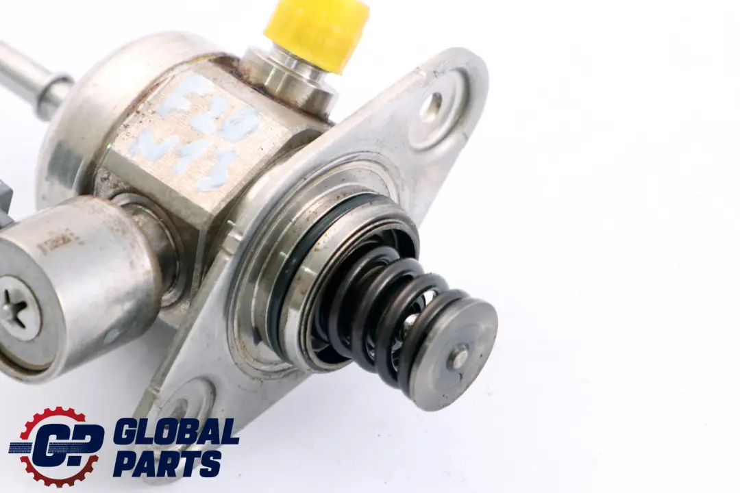 Pompa Alta Pressione Benzina N13 1351 per BMW F20 F21 F30 F31 con numero di parte 7607159 BMW F20 F21 F30 F31 Pompa Alta Pressione Benzina N13 1351 - SKU 7607159 - Numero di parte 7607159