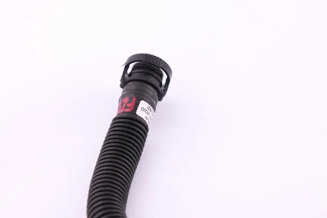 Vent Hose Pipe Line to BMW F20 F21 F30 LCI Engine with Part number 7608144 BMW F20 F21 F30 LCI Engine Vent Hose Pipe Line - SKU 7608144 - Part number 7608144