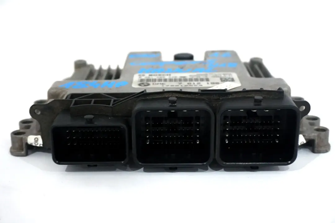 Control Unit ECU DME Manual to BMW Mini Cooper S R56 LCI N18 1.6 Engine with Part number 7612190 BMW Mini Cooper S R56 LCI N18 1.6 Engine Control Unit ECU DME Manual - SKU 7612190 - Part number 7612190