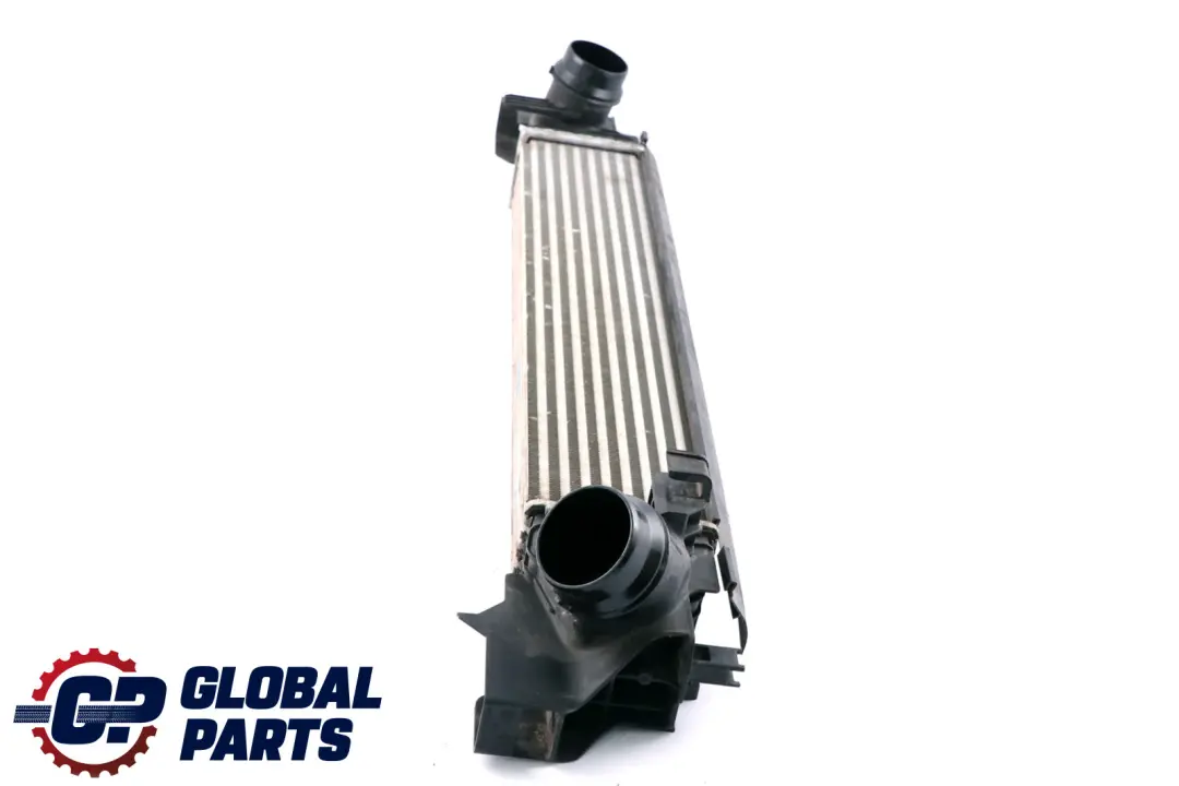 Radiador Enfriador De Aire De Carga Intercooler para Mini F55 F56 con número de pieza 7617596 Mini F55 F56 Radiador Enfriador De Aire De Carga Intercooler - SKU 7617596 - Número de pieza 7617596