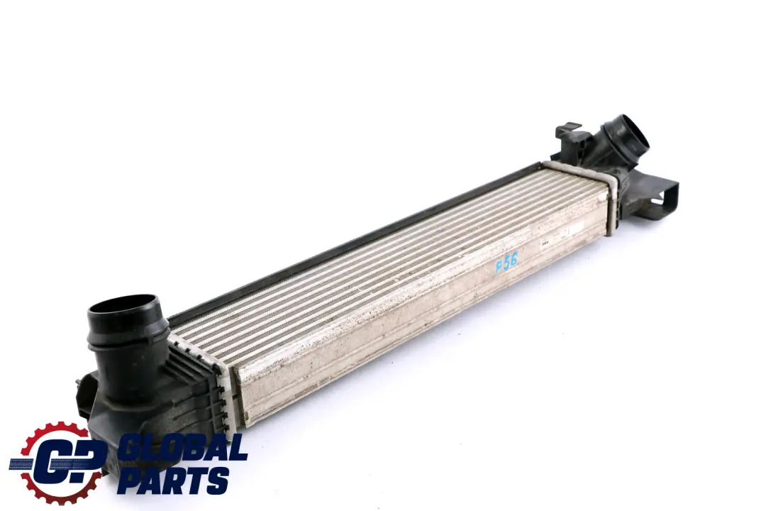 Radiador Enfriador De Aire De Carga Intercooler para Mini F55 F56 con número de pieza 7617596 Mini F55 F56 Radiador Enfriador De Aire De Carga Intercooler - SKU 7617596 - Número de pieza 7617596