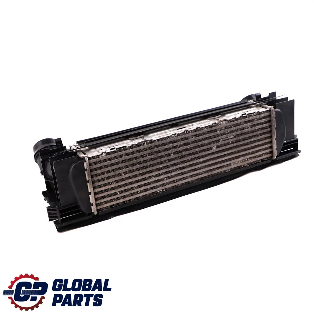 N20 B38 Refroidisseur d'air Radiateur Intercooler pour BMW F20 F21 F30 F31 à propos du numéro de pièce 7618809 BMW F20 F21 F30 F31 N20 B38 Refroidisseur d'air Radiateur Intercooler - SKU 7618809 - Numéro de pièce 7618809